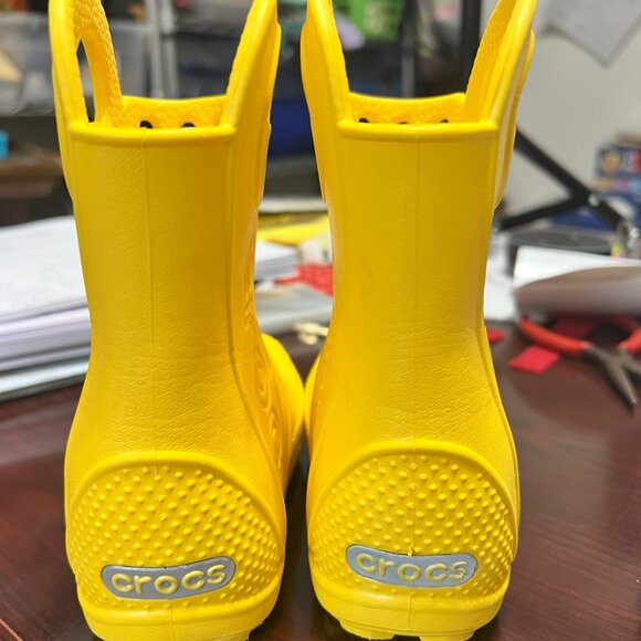Crocs Toddler Rain Boots - Picture 4 of 8